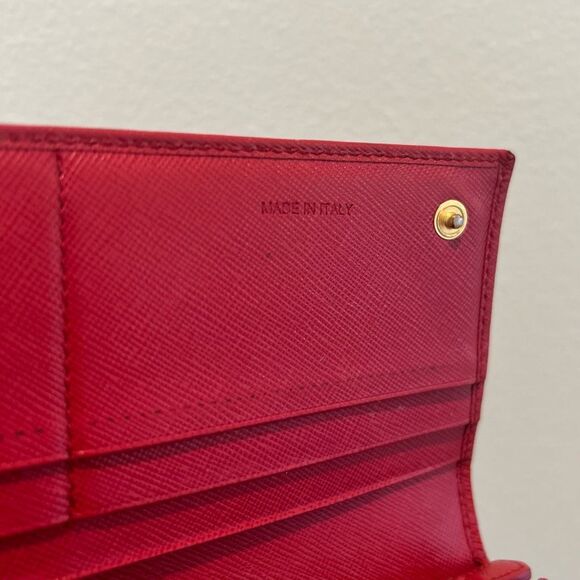 Prada Milano Red Long Snap Wallet - Picture 11 of 15